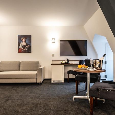 Schlosshotel Weilbourg Extérieur photo