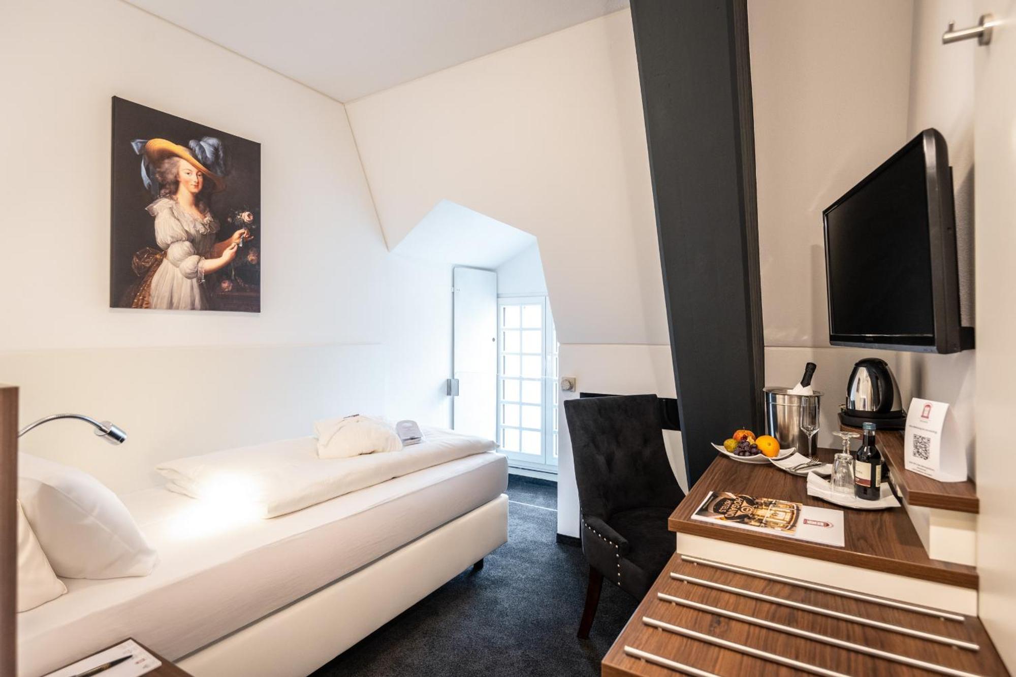 Schlosshotel Weilbourg Extérieur photo