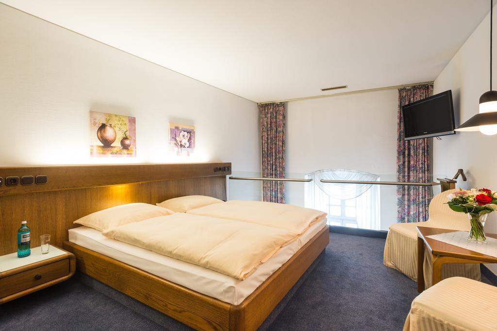 Schlosshotel Weilbourg Chambre photo
